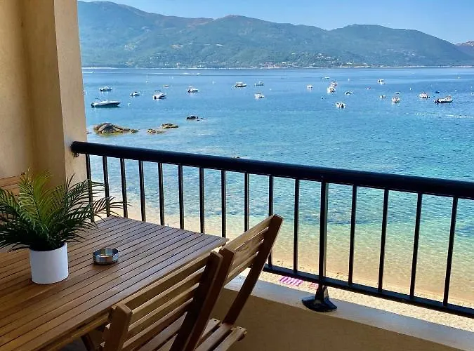 3 Personnes Front De